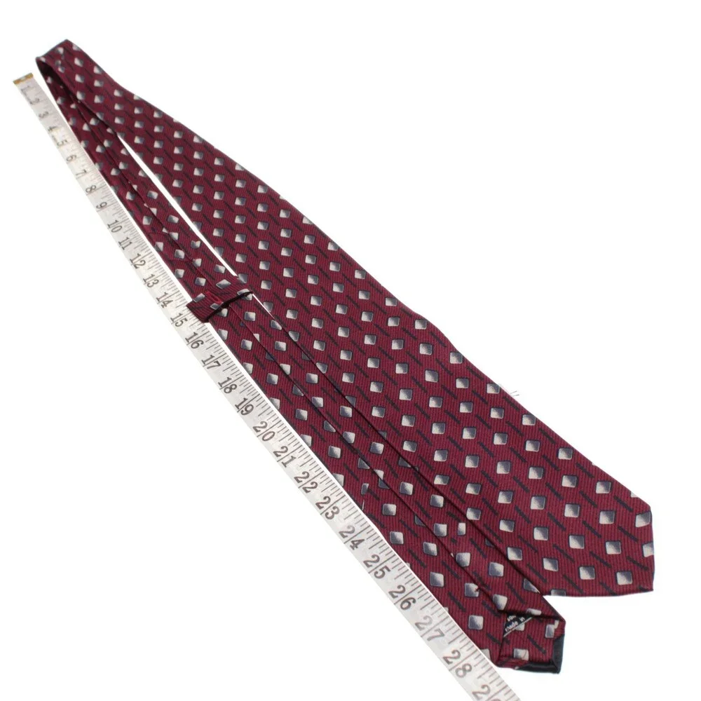 Italo Ferretti NWT Neck Tie in Red Geometric Print 100% Silk Made in Italy